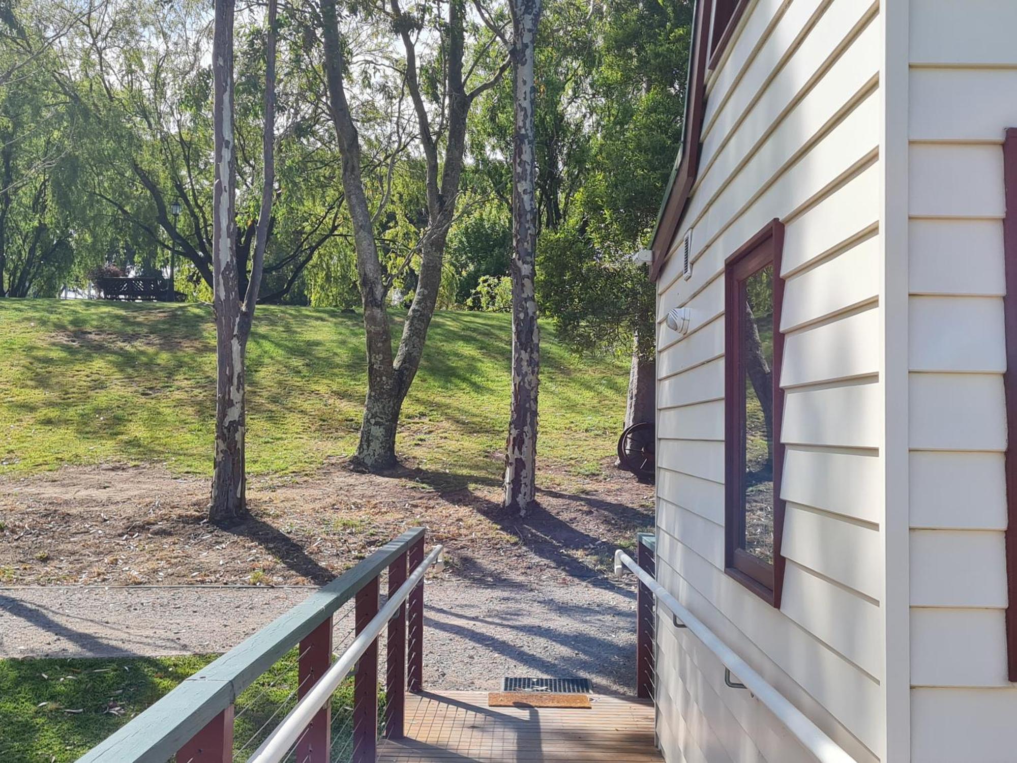 Maple Ridge Cottages Dumbalk Стая снимка